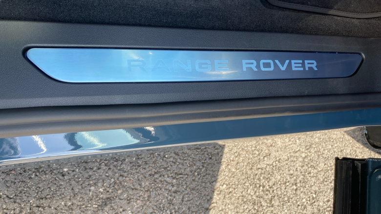 Land Rover Range Rover Evoque 2.0 D200 Edition 5dr Auto Diesel Hatchback